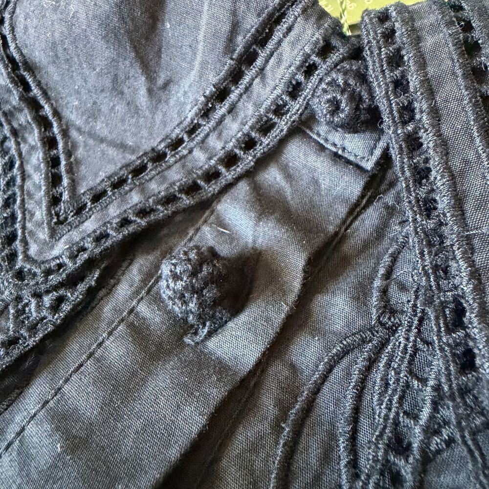 *NWT FARM Rio Embroidered Eyelet Puff Sleeve Button-Up Shirt Black Size L Cotton - Picture 10 of 12